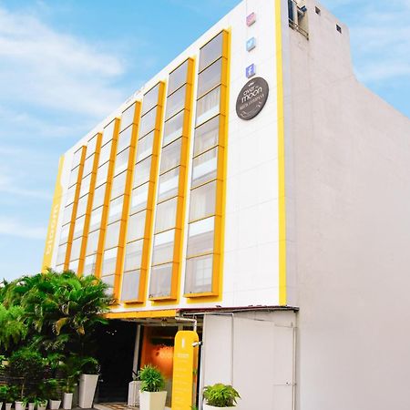 Bloom Hotel - Gachibowli Hyderabad Esterno foto